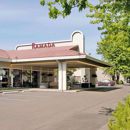 Hotel Ramada By Wyndham Portland Airport Exterior foto