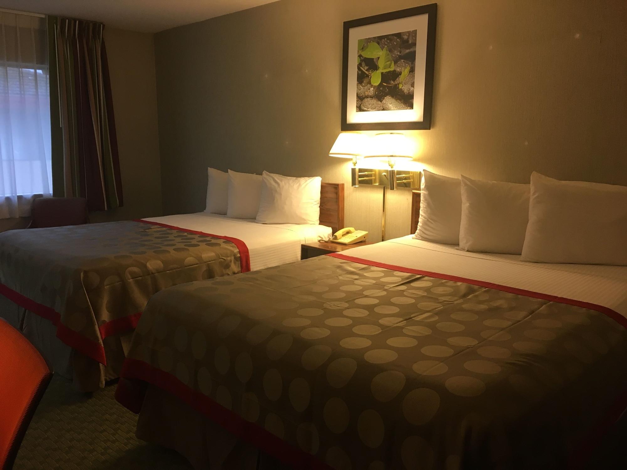 Hotel Ramada By Wyndham Portland Airport Exterior foto